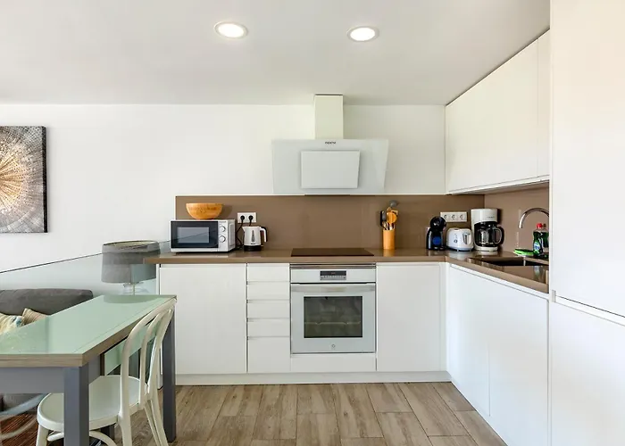 - Paraiso Apartment *